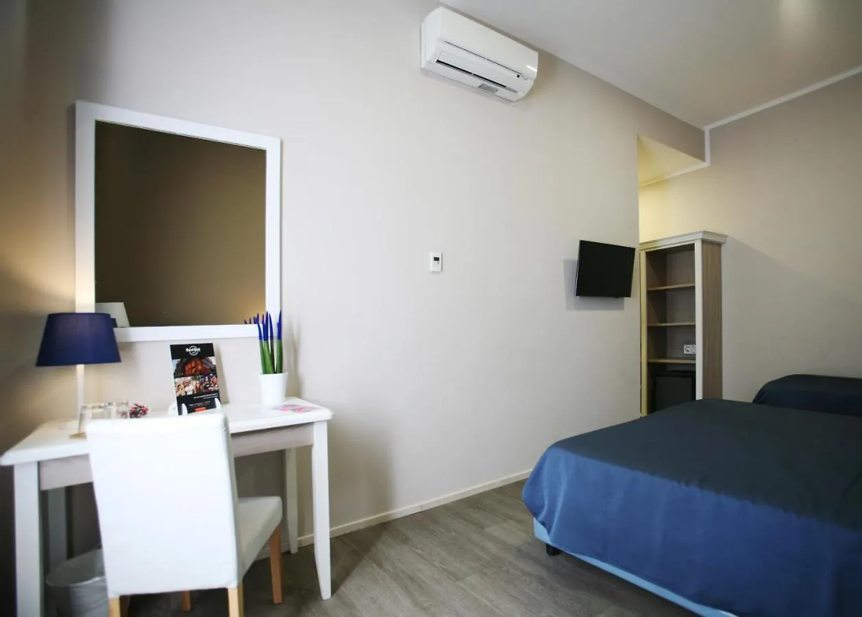 Hotel Magenta Florence