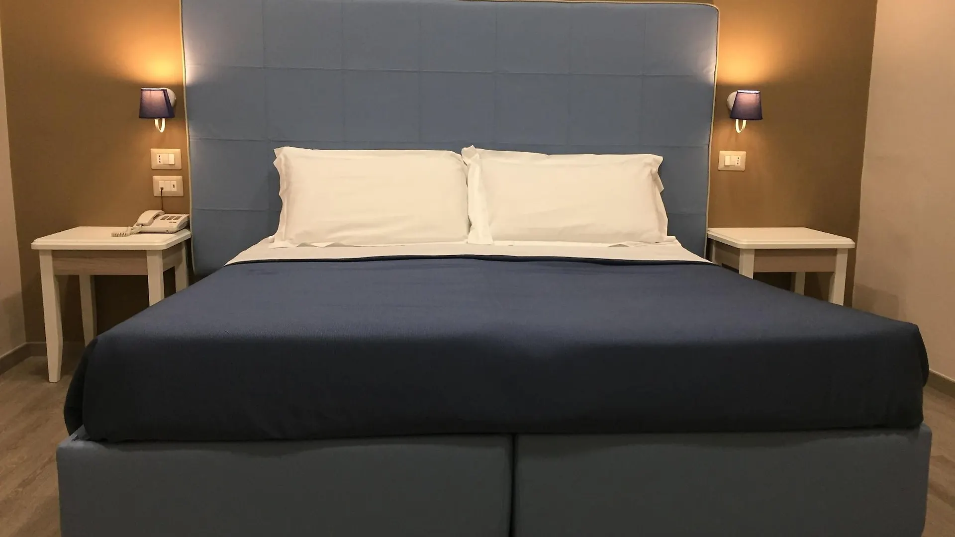 Hotel Magenta Florence