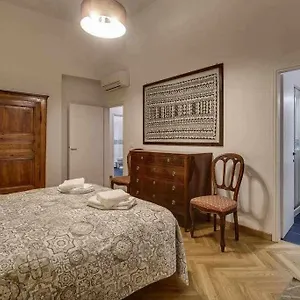 Appartamento Piazza Mentana Elegant, Firenze