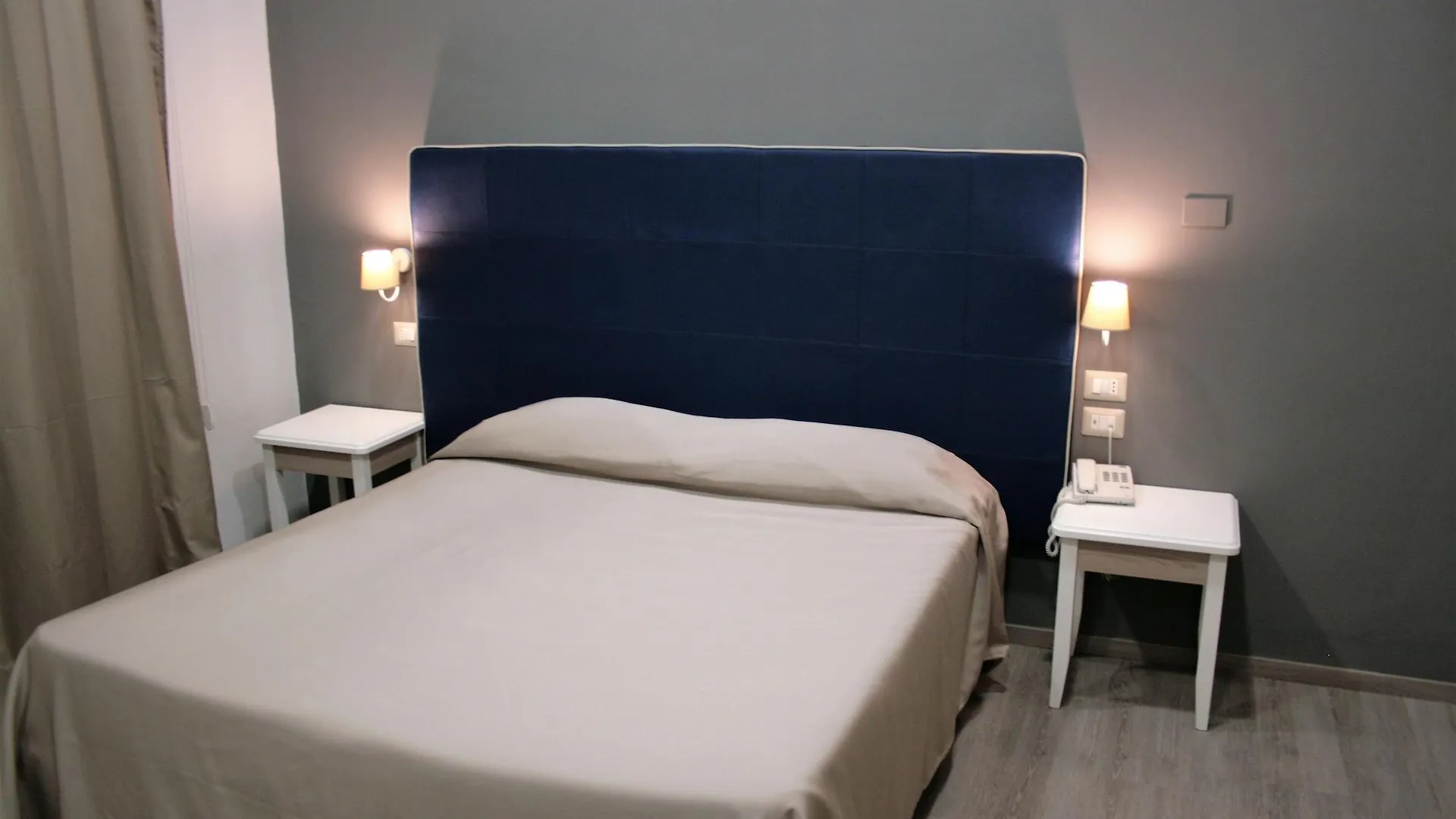 Hotel Magenta Firenze 3*,  Italia